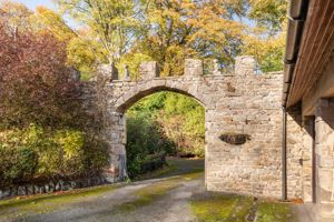 Photo 30- click for photo gallery